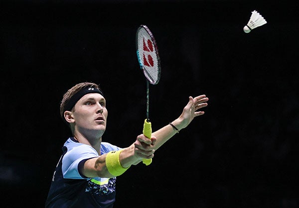 VIKTOR AXELSEN